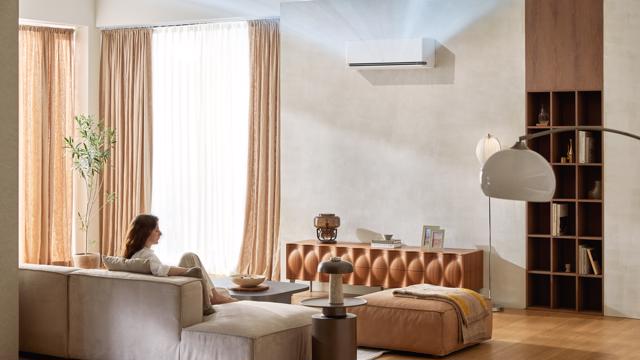 Residential Air Conditioner S3nm091l1ca 2025 White Jpg Lifestyle A06 With Wind