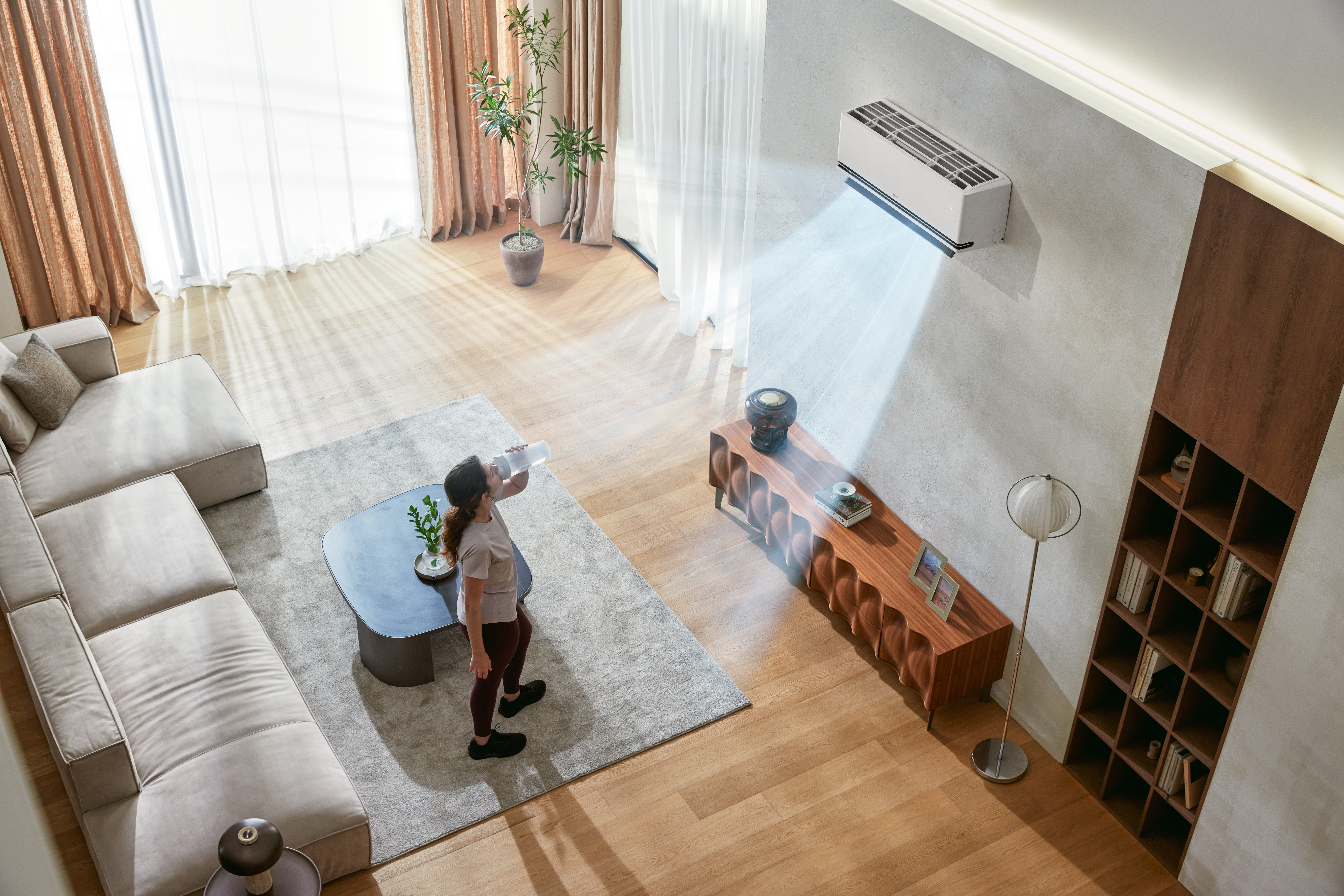 Residential Air Conditioner S3nm091l1ca 2025 White Jpg Lifestyle A09 With Wind