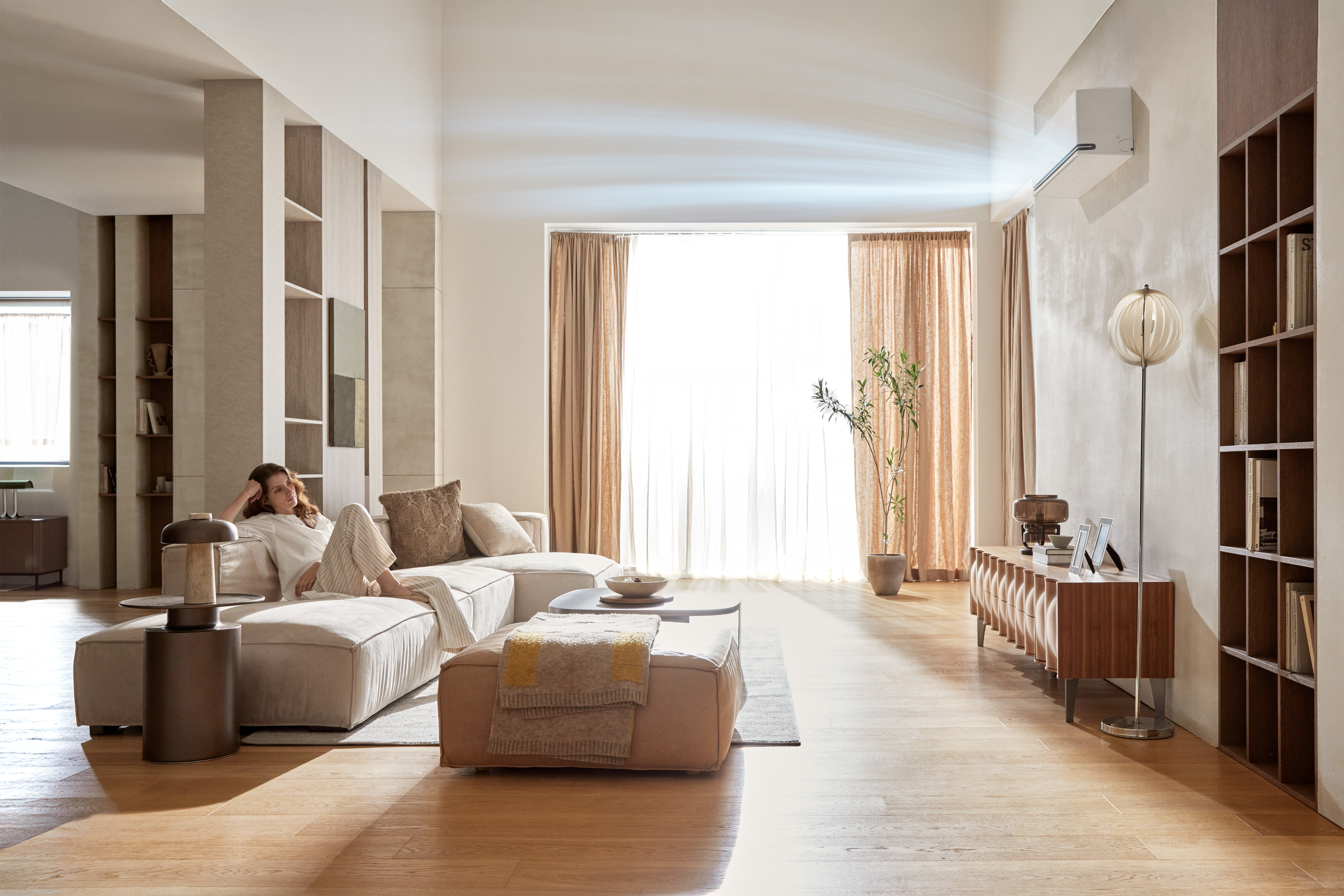 Residential Air Conditioner S3nm091l1ca 2025 White Jpg Lifestyle A07 With Wind